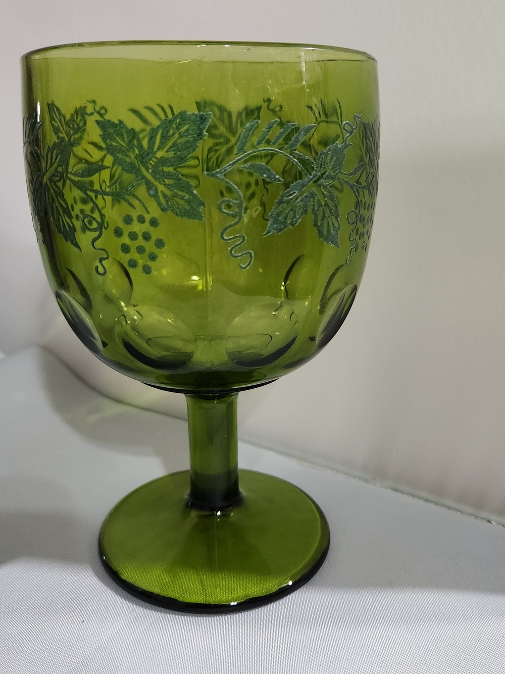Green Etched Goblet Wine Glass - Decorative Stemware